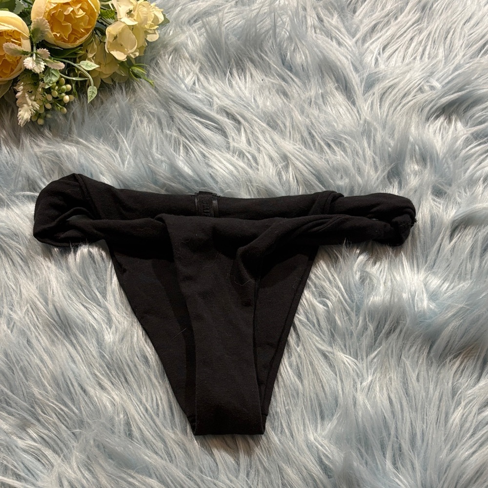 NWOT SKIMS Black Side Twist Cotton Panties sz XXS